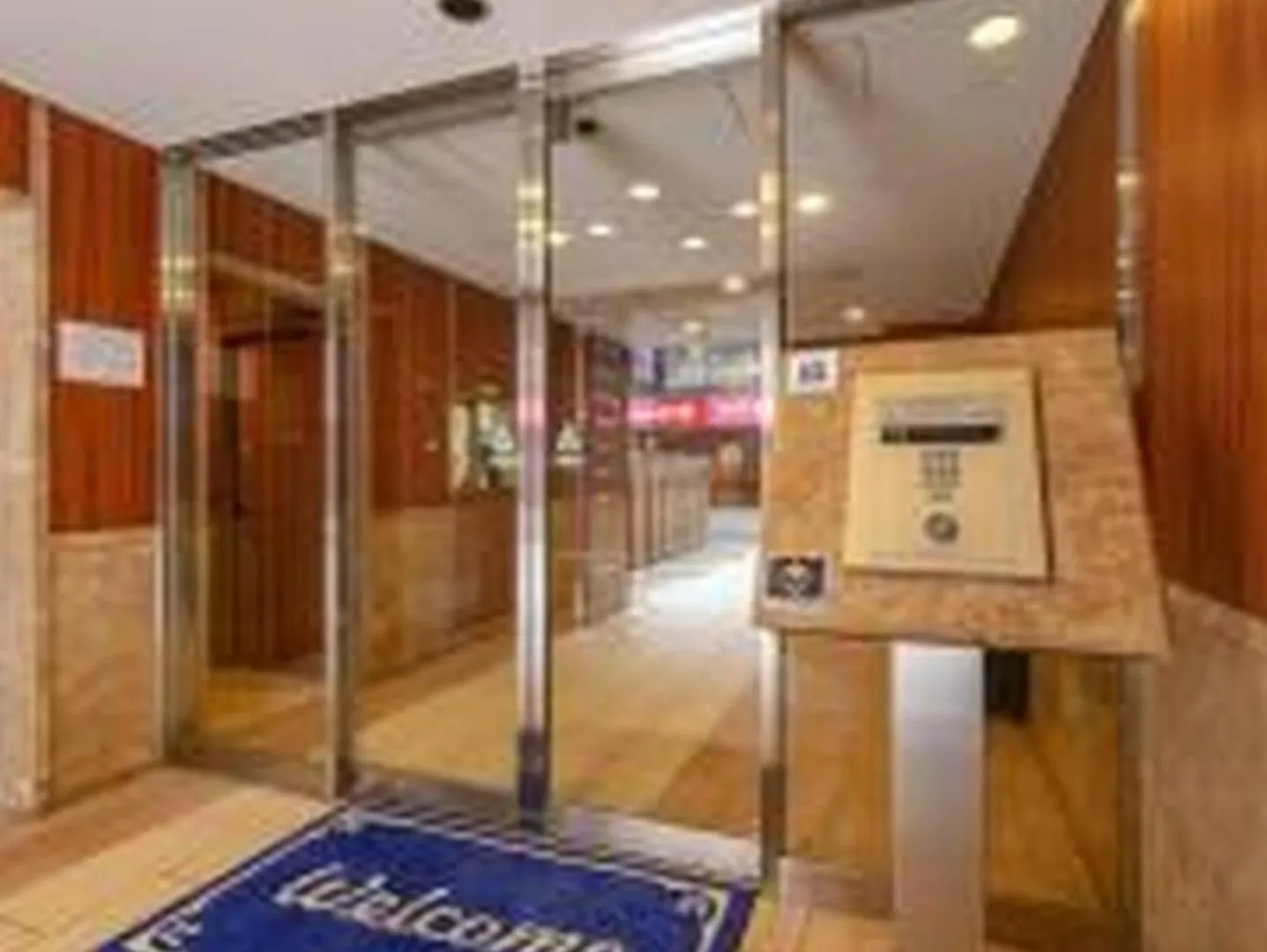Yuki 804 Apartman Oszaka Japán